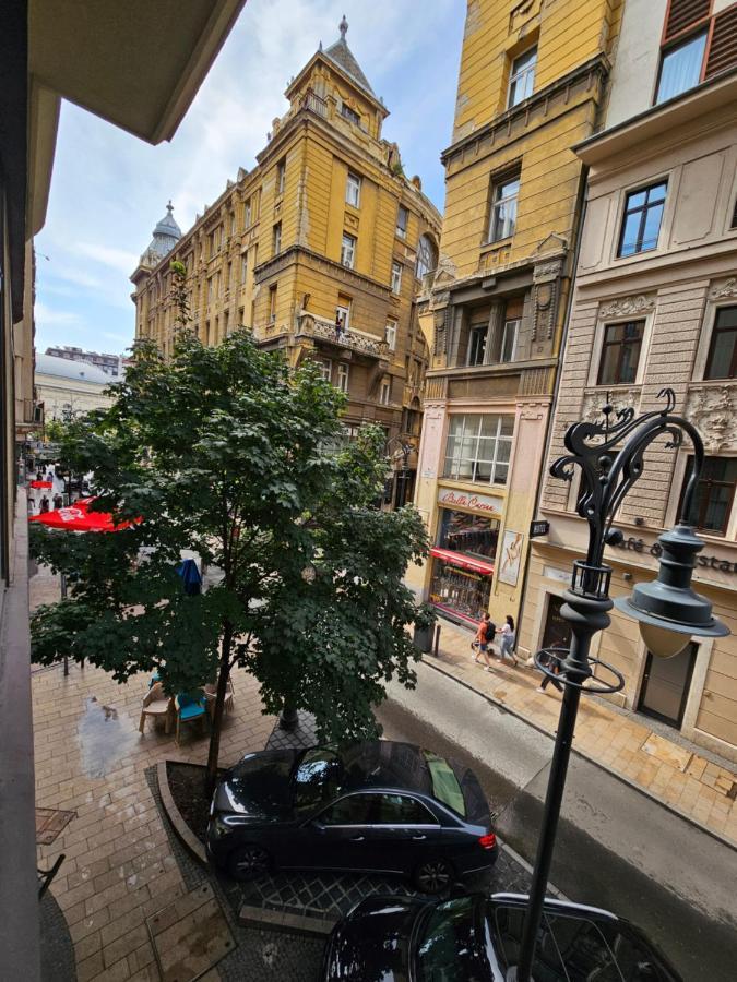 Central Beds Budapeste Exterior foto